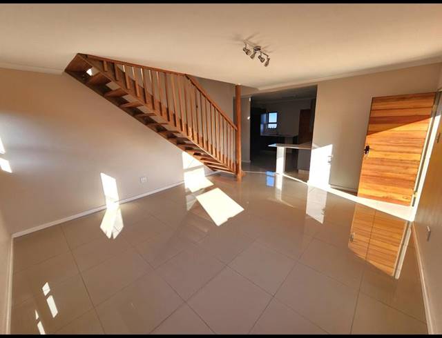 4 BEDROOM TOWNHOUSE FOR SALE IN BISHOPSTOWE